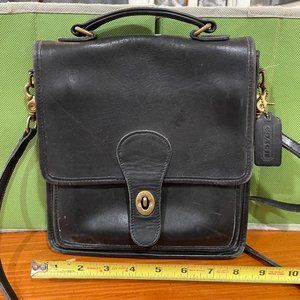Vintage Coach Legacy Station Handbag black leather shoulder/cross body bag